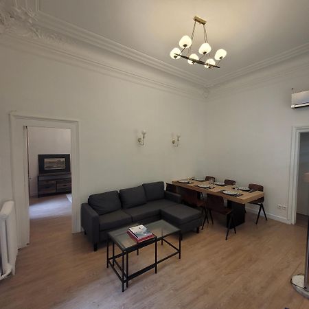 פריז Bel Appartement Champs Elysees Avec 2 Chambres מראה חיצוני תמונה